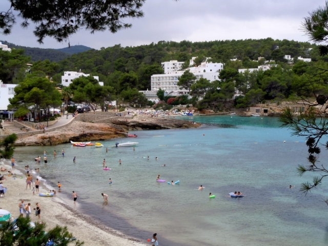 Foto di Cala Portinatx - Una bellissima caletta a nord di Ibiza